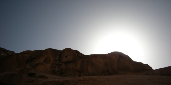 Sonnenaufgang am Sinai - Foto: Hubertus Brantzen