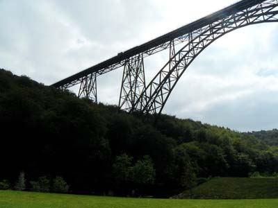 Brücke - Foto: mediabel - pixelio.de