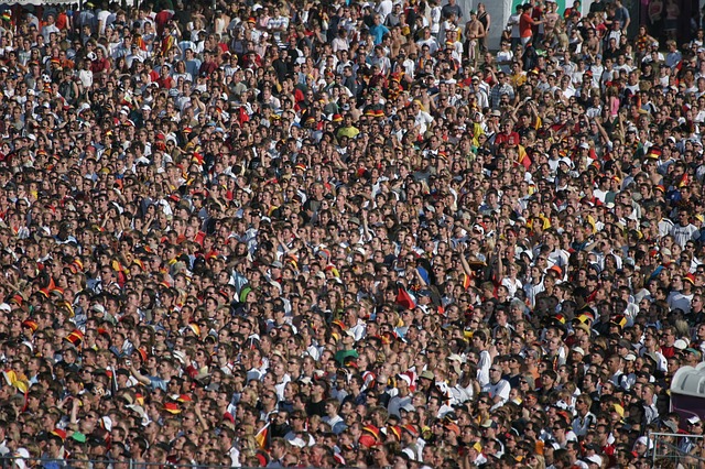 Menschenmenge - Foto: Pixabay.com
